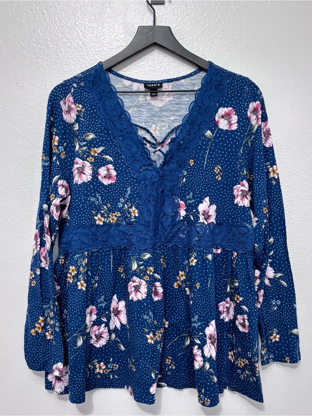 Torrid Floral Lace Trim Babydoll Top Blue Long Sleeve Boho Plus Size